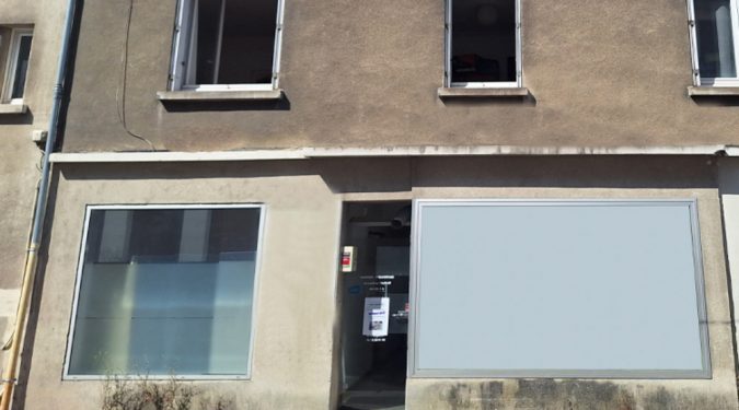 Immeuble à vendre avec bureaux ou local commercial