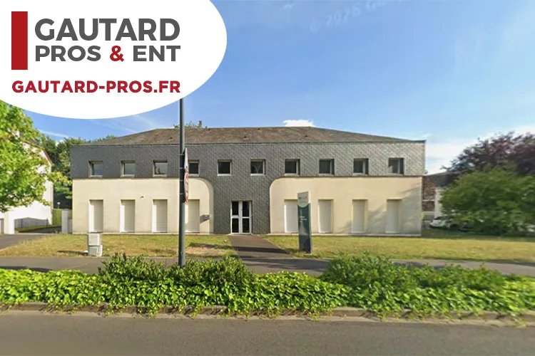 Facade immeuble tertiaire à usage professionnel pour pour investir à proximité de la clinique de l'Alliance à vendre sur Saint-Cyr-sur-Loire | GAUTARD PROS immobilier entreprise et bureaux